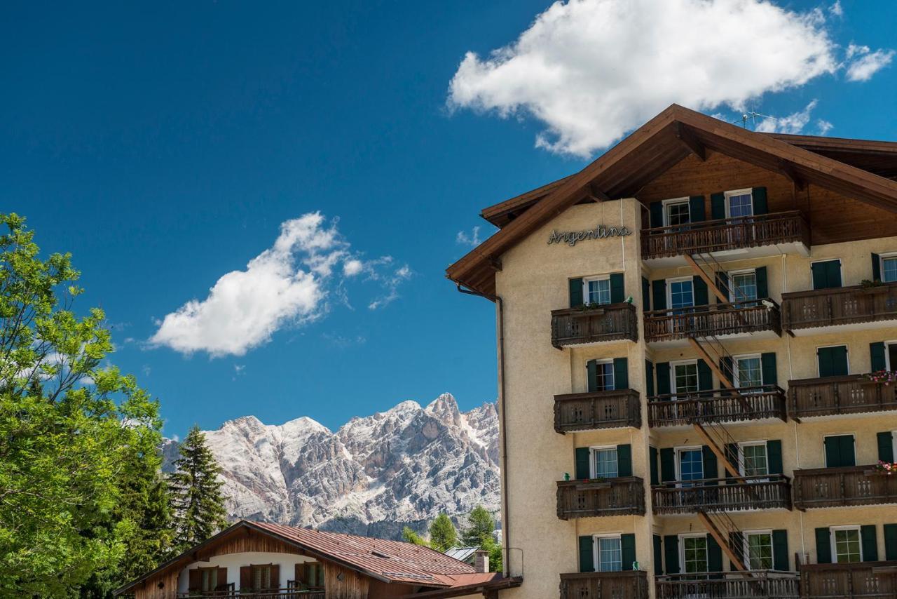 Hotel Villa Argentina Cortina dʼAmpezzo Esterno foto